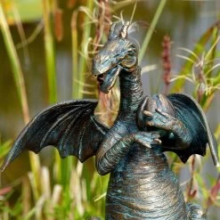 Rottenecker Bronze-Drache Mit Walnuss, Wasserspeiend, 29 X 19 X 11 Cm -Gartenbedarf Verkäufe 0980306260 Drache mit Walnuss H29xB19xL11cm 75589