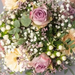 Blumenstrauß 'Venedig' Inkl. Gratis Grußkarte 7 Blumenstrauß 'Venedig' Inkl. Gratis Grußkarte -Gartenbedarf Verkäufe 1110600096 strauss venedig setting 1 121233