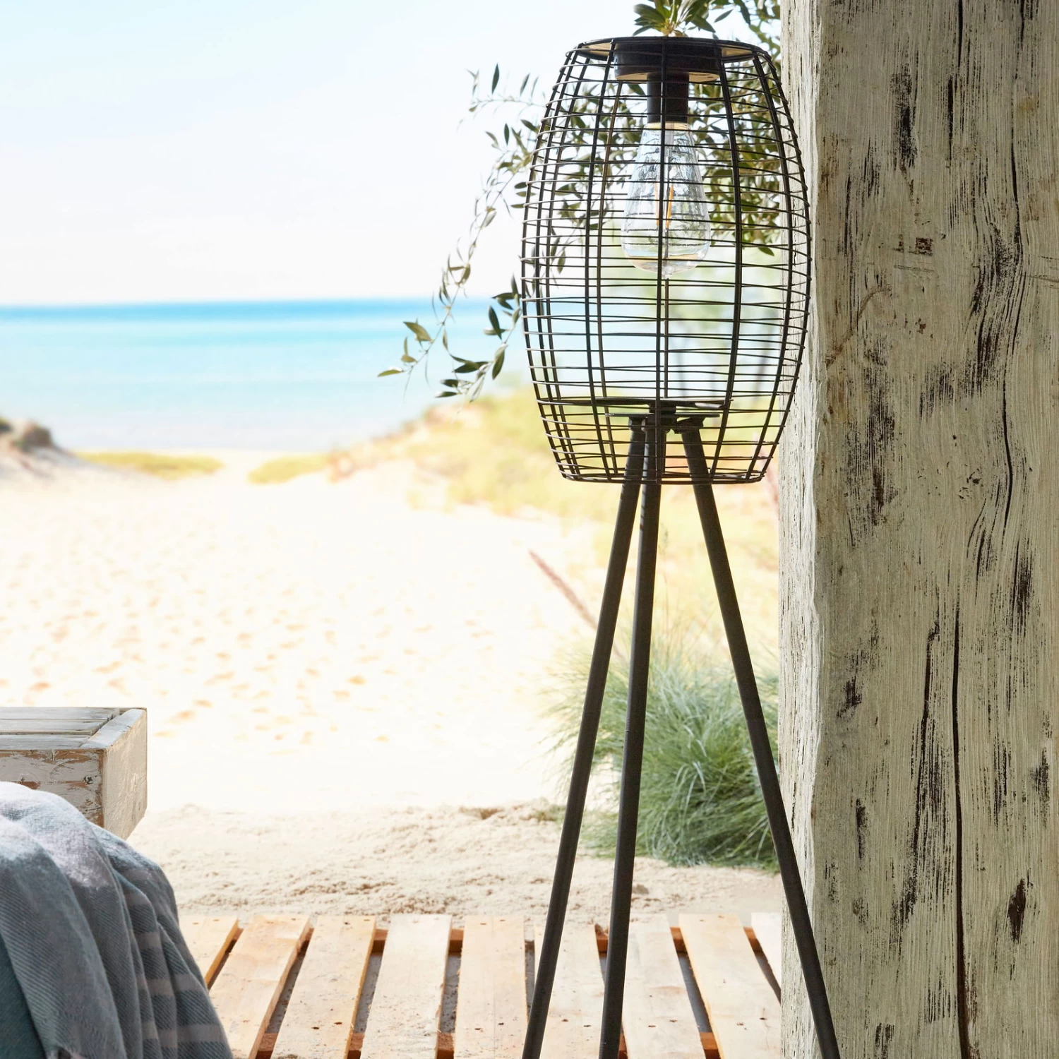 Solar-Standleuchte 'Killarney', Schwarz, Metall, Ø 20,5 X H 32 Cm 1 Solar-Standleuchte 'Killarney', Schwarz, Metall, Ø 20,5 X H 32 Cm