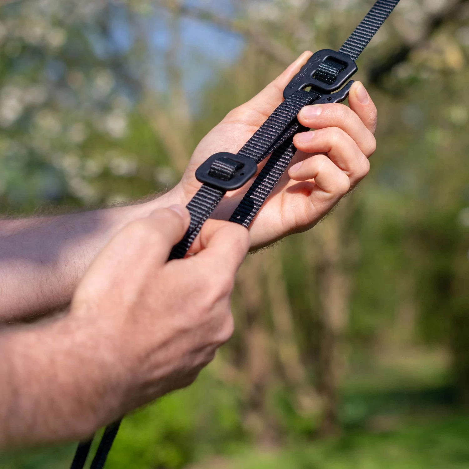 LA SIESTA Doppel-Reisehängematte Colibri 3.0, Palm, Bis 180 Kg, Reißfest, Leicht 6 LA SIESTA Doppel-Reisehängematte Colibri 3.0, Palm, Bis 180 Kg, Reißfest, Leicht – Bild 6