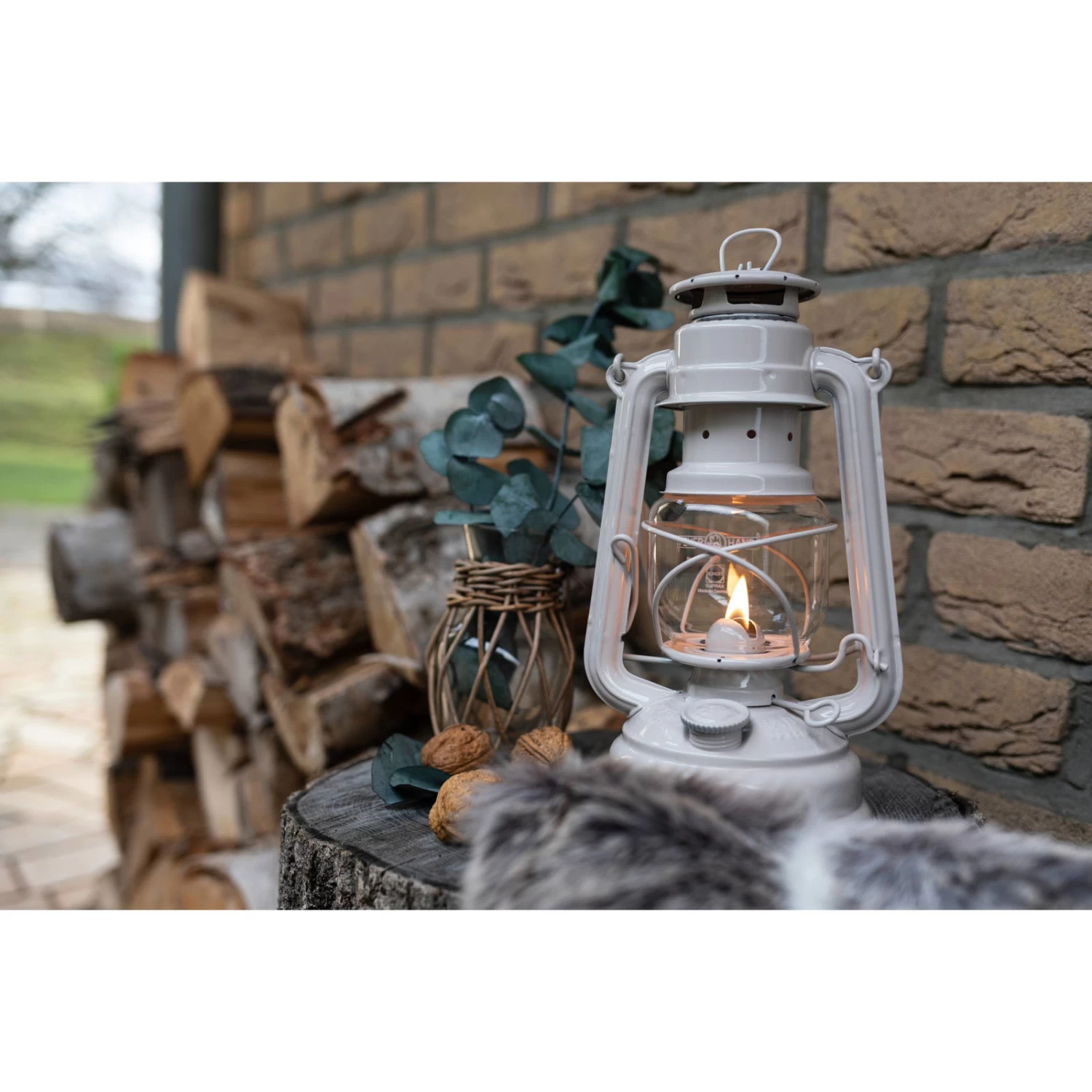 Feuerhand Sturmlaterne 'Baby Special 276', Softbeige, 26,5 X 13,5 X 15 Cm 2 Feuerhand Sturmlaterne 'Baby Special 276', Softbeige, 26,5 X 13,5 X 15 Cm – Bild 2