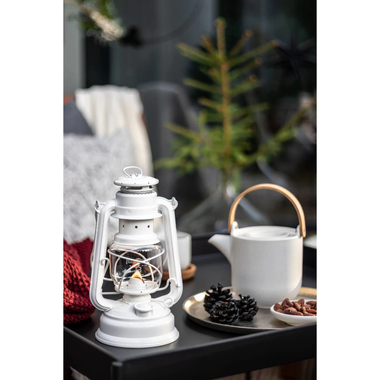 Feuerhand Sturmlaterne 'Baby Special 276', Reinweiß, 26,5 X 13,5 X 15 Cm 3 Feuerhand Sturmlaterne 'Baby Special 276', Reinweiß, 26,5 X 13,5 X 15 Cm – Bild 3